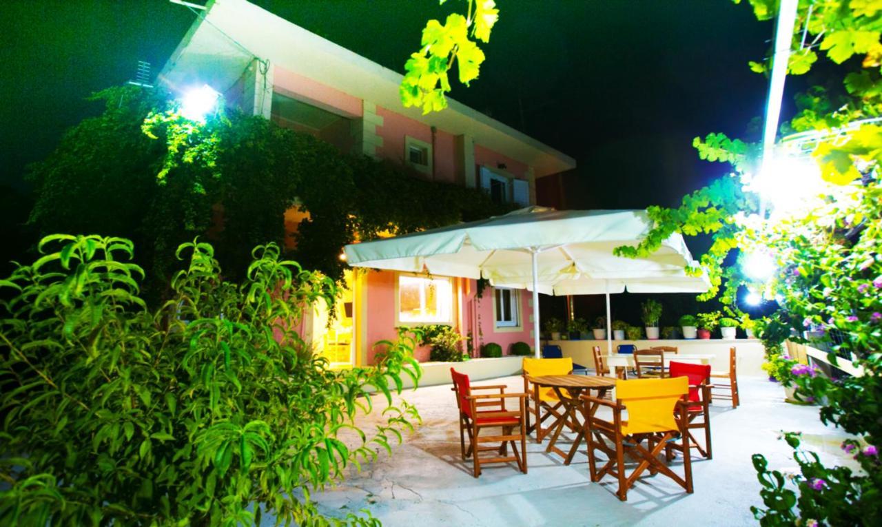 Babi'S Villa - Garden Apartment Lixouri Ngoại thất bức ảnh