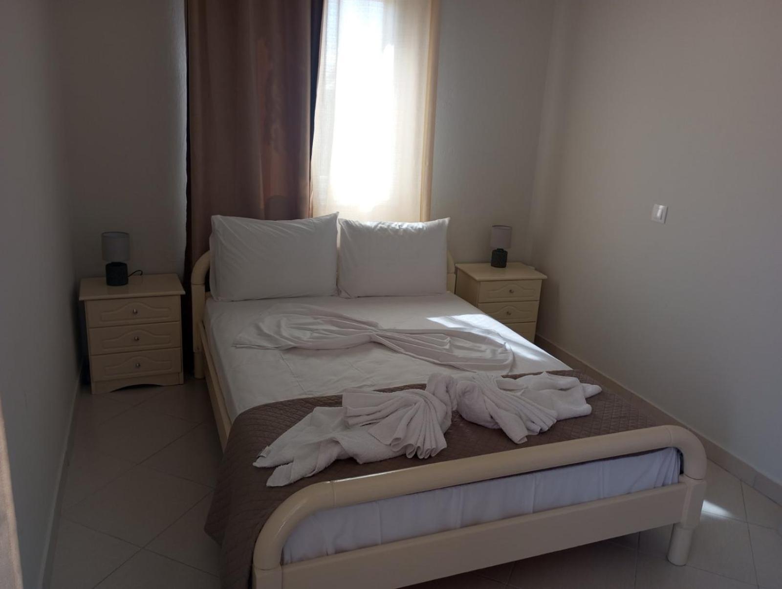 Babi'S Villa - Garden Apartment Lixouri Ngoại thất bức ảnh